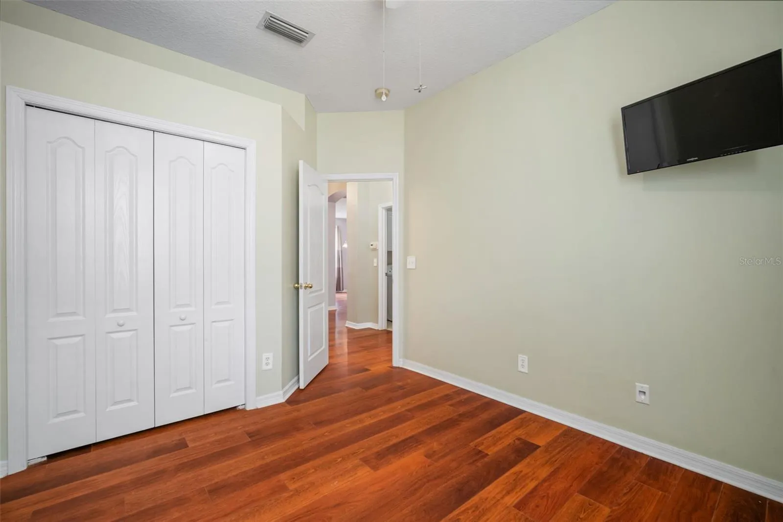 8313 MOCCASIN TRAIL DR