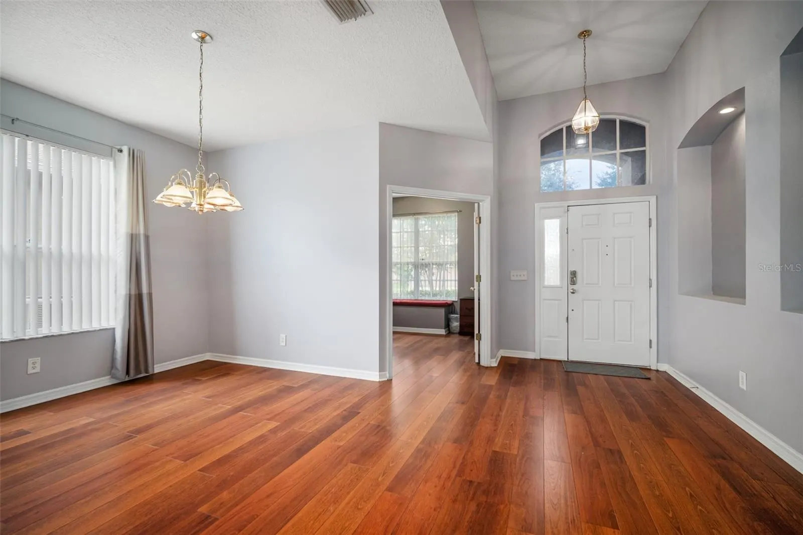 8313 MOCCASIN TRAIL DR