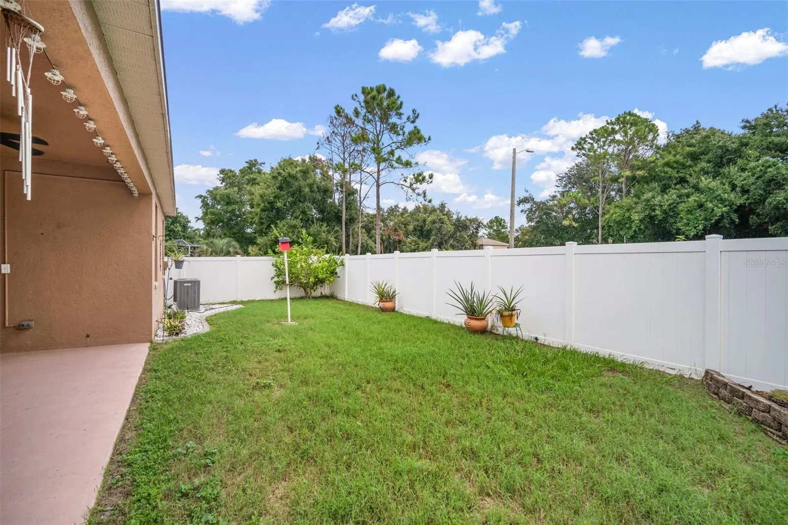 8313 MOCCASIN TRAIL DR