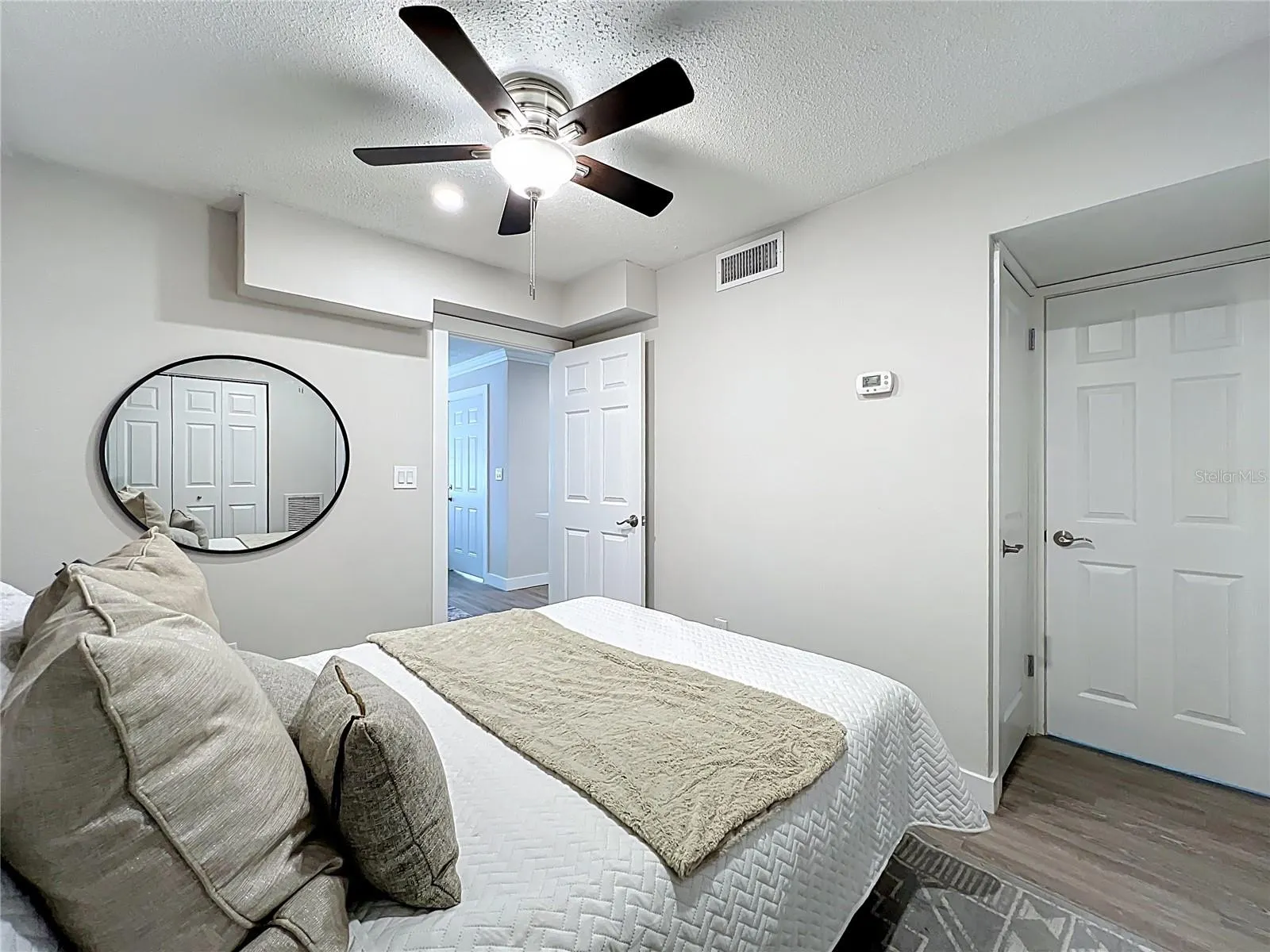250 ROSERY RD NW #202, #202