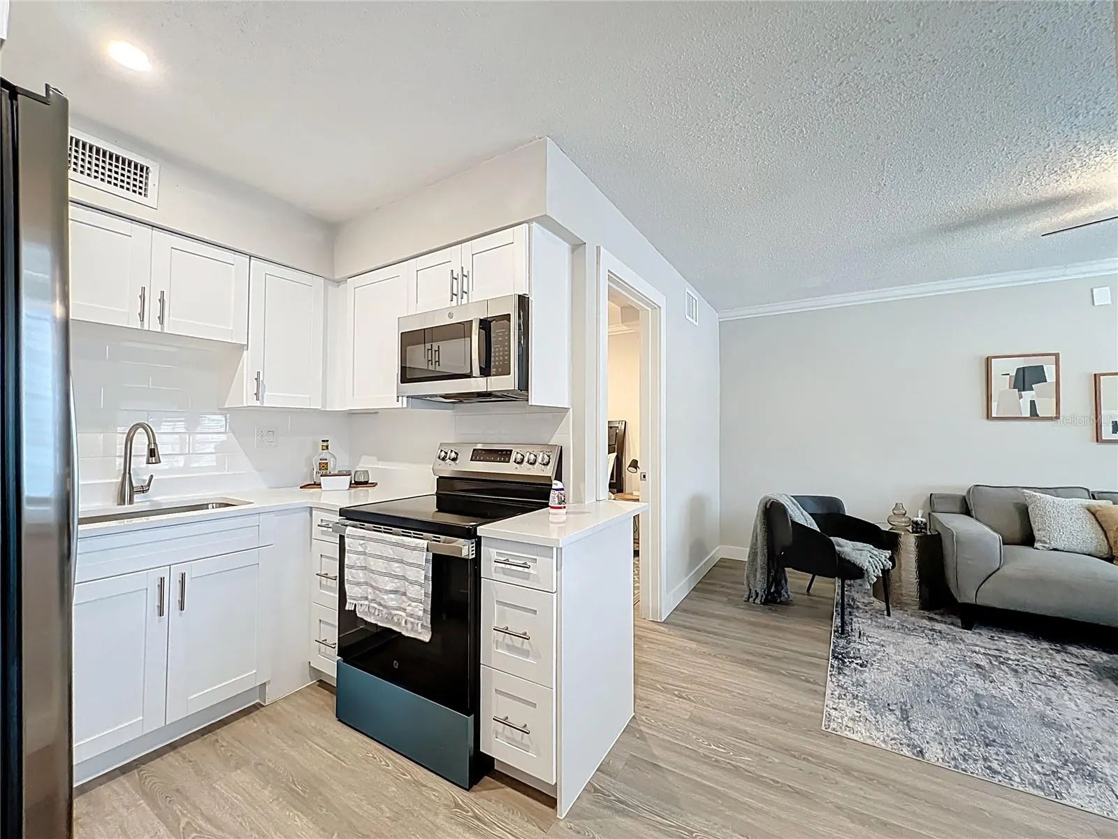 250 ROSERY RD NW #202, #202