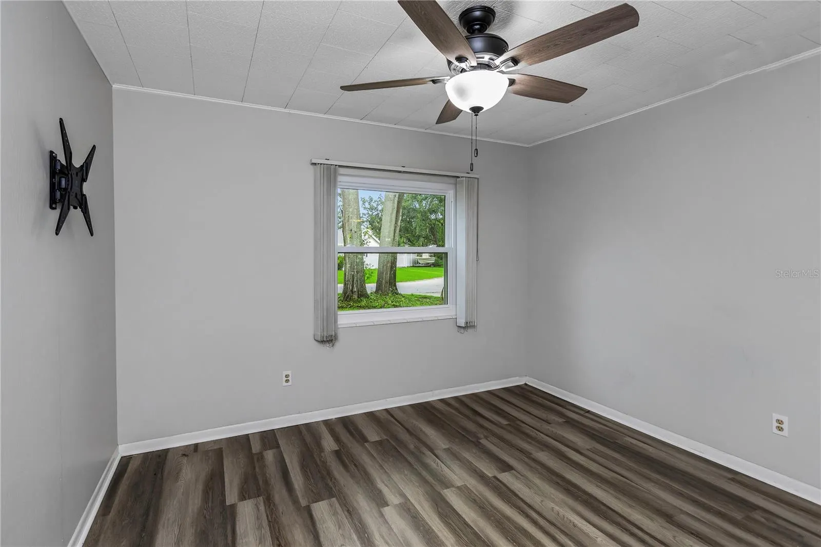 310 TERRACE DR