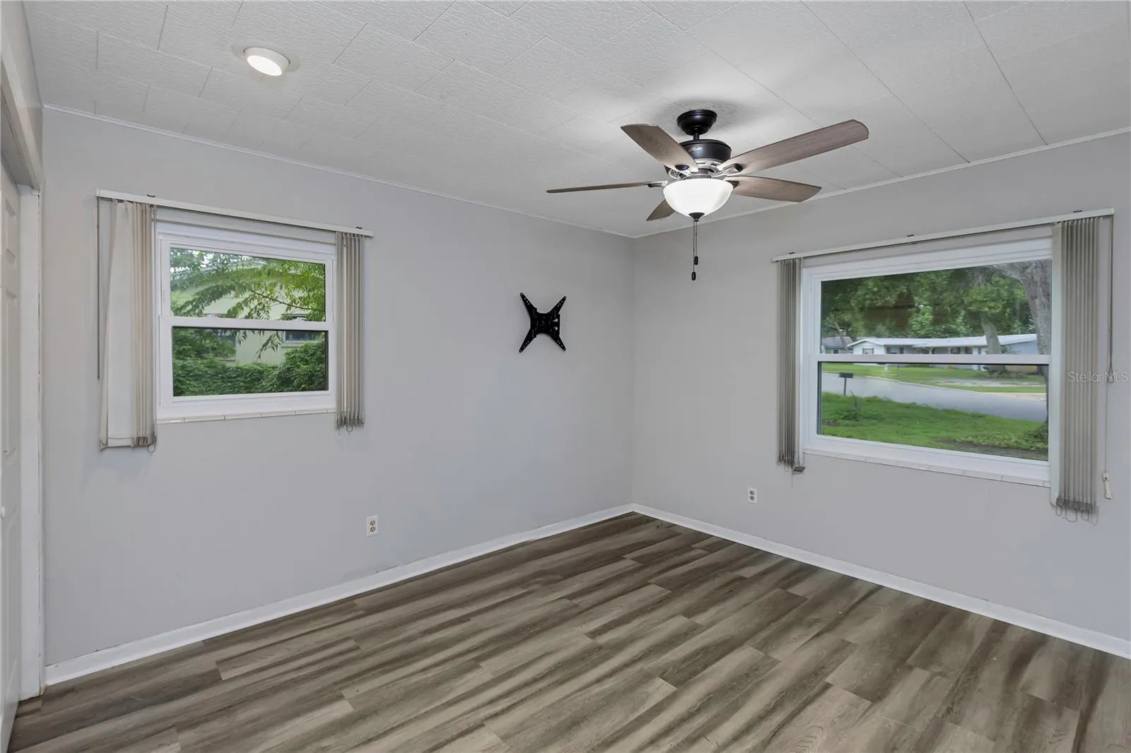310 TERRACE DR