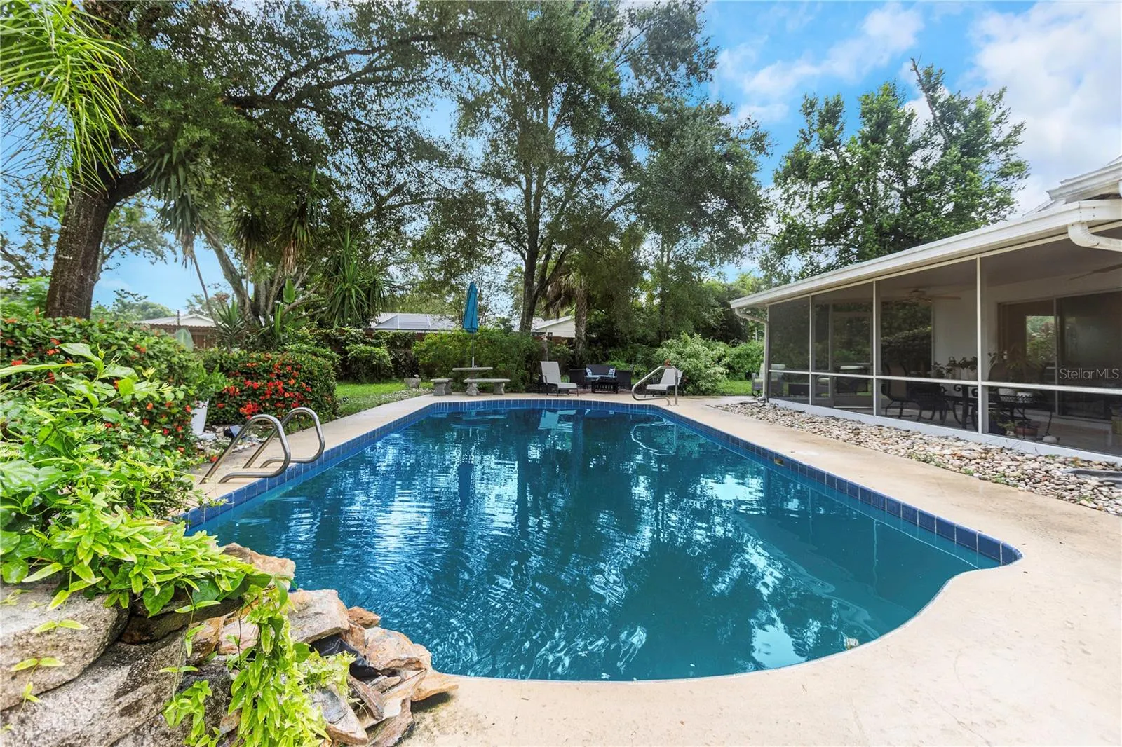 310 TERRACE DR