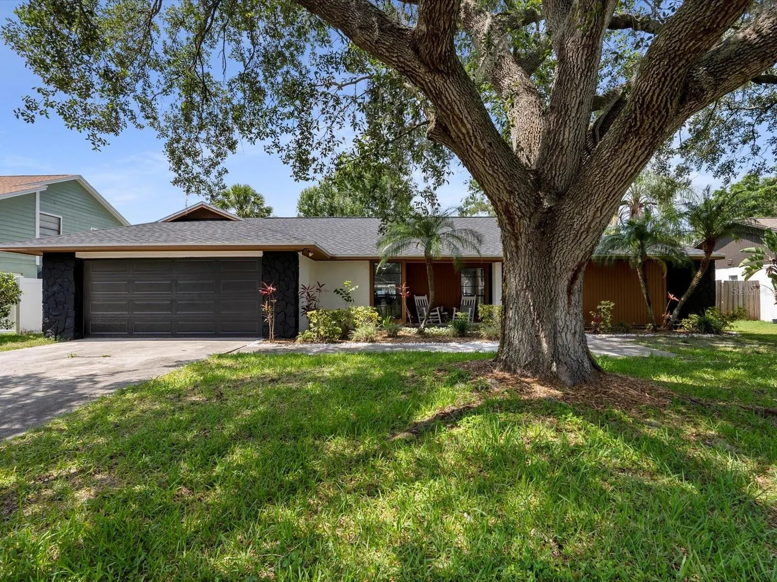 4715 KEMBLE CT