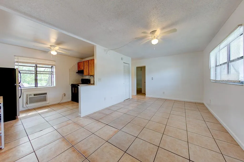 2142 BRADFORD ST #306, #306