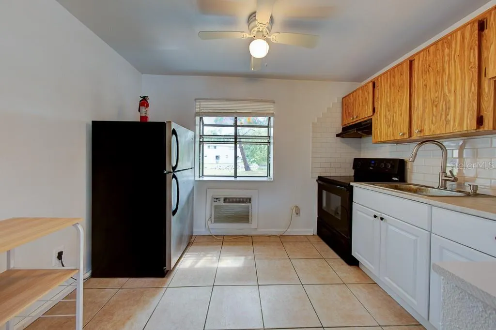 2142 BRADFORD ST #306, #306