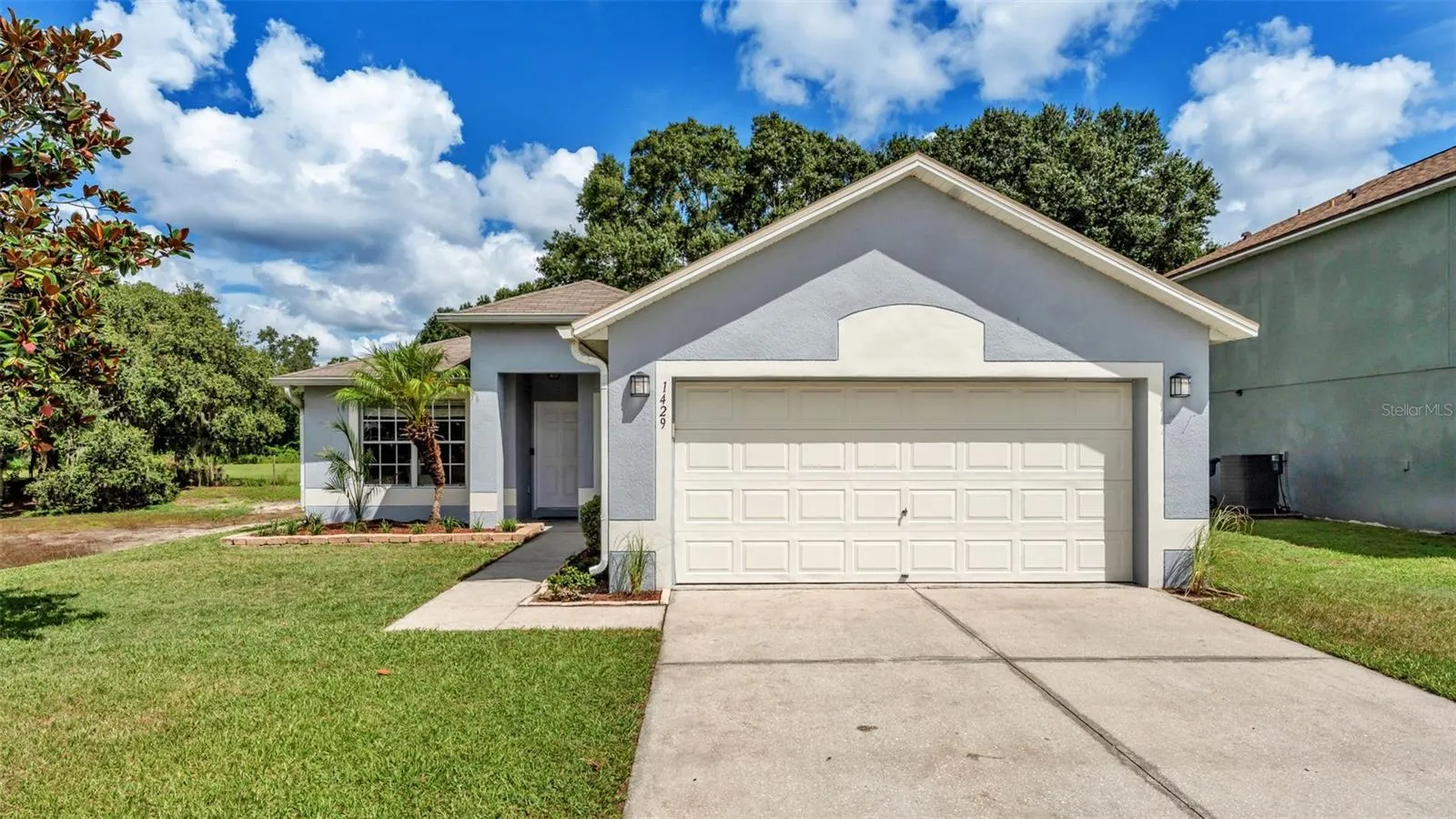 1429 COUNTRY CHASE DR