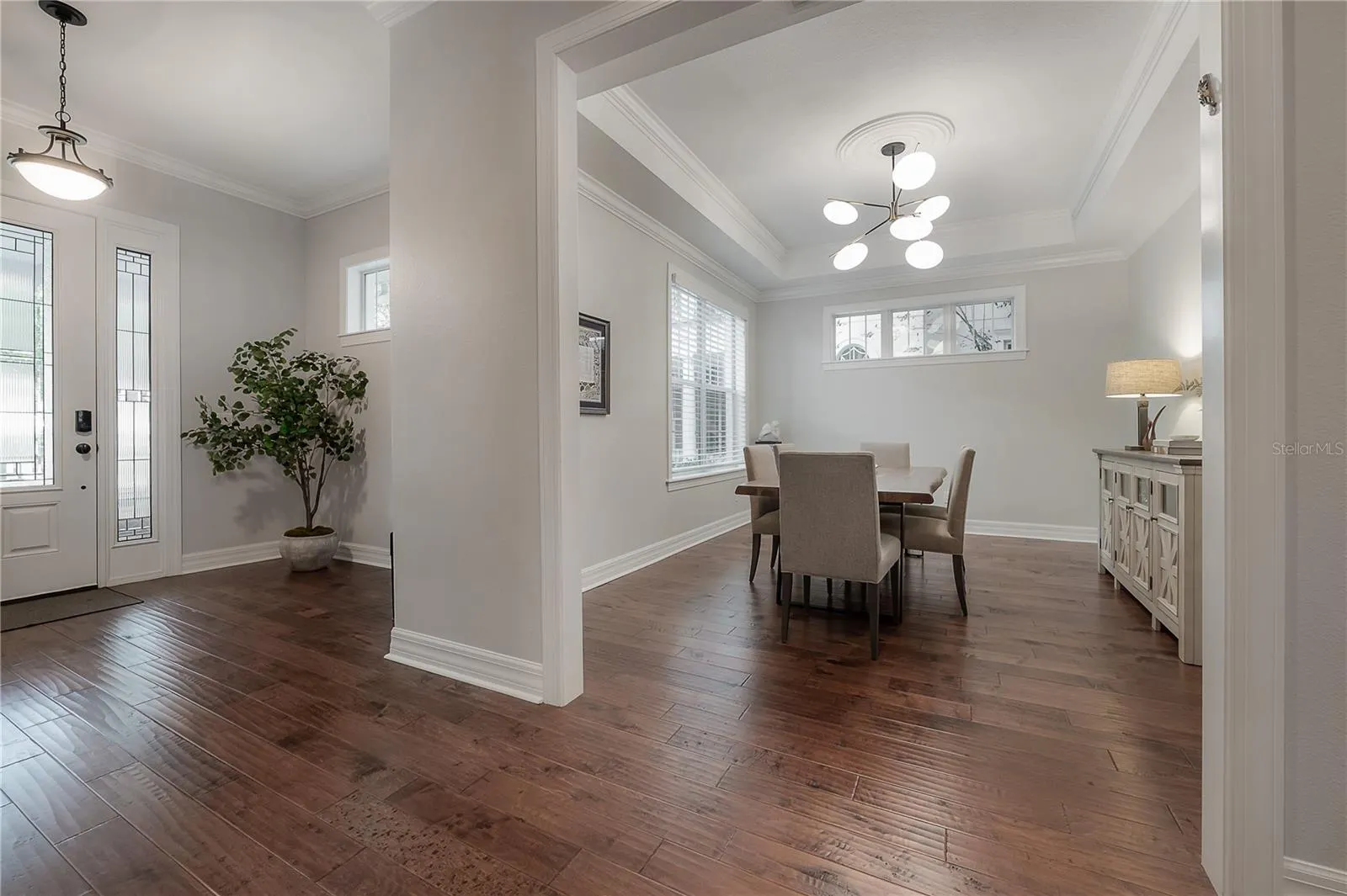 2937 W BAYSHORE CT