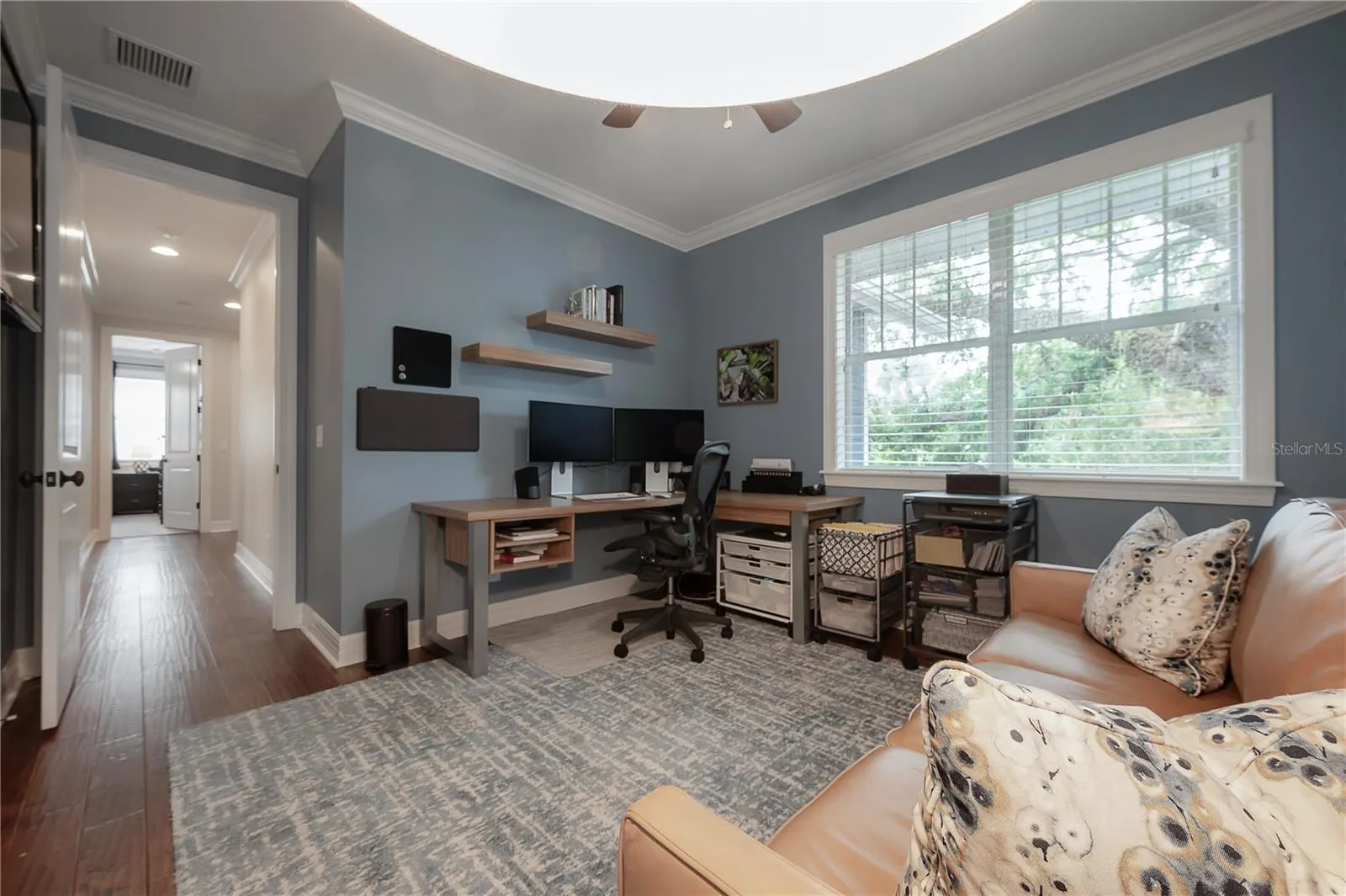 2937 W BAYSHORE CT