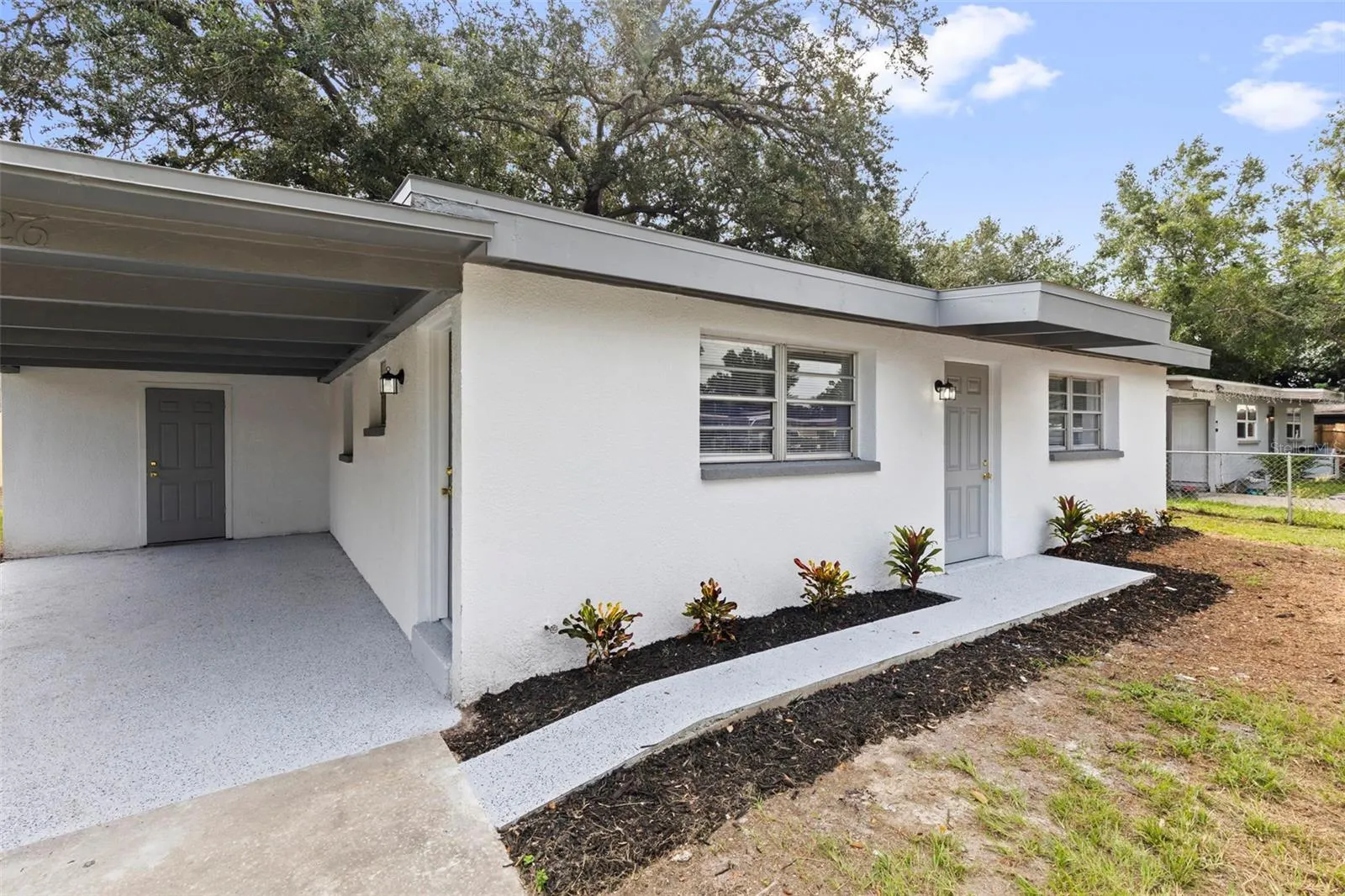3226 CLIFFORD SAMPLE DR