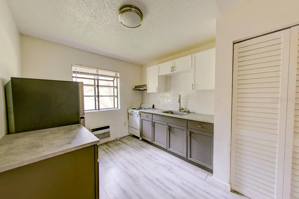 2134 BRADFORD ST #424, #424