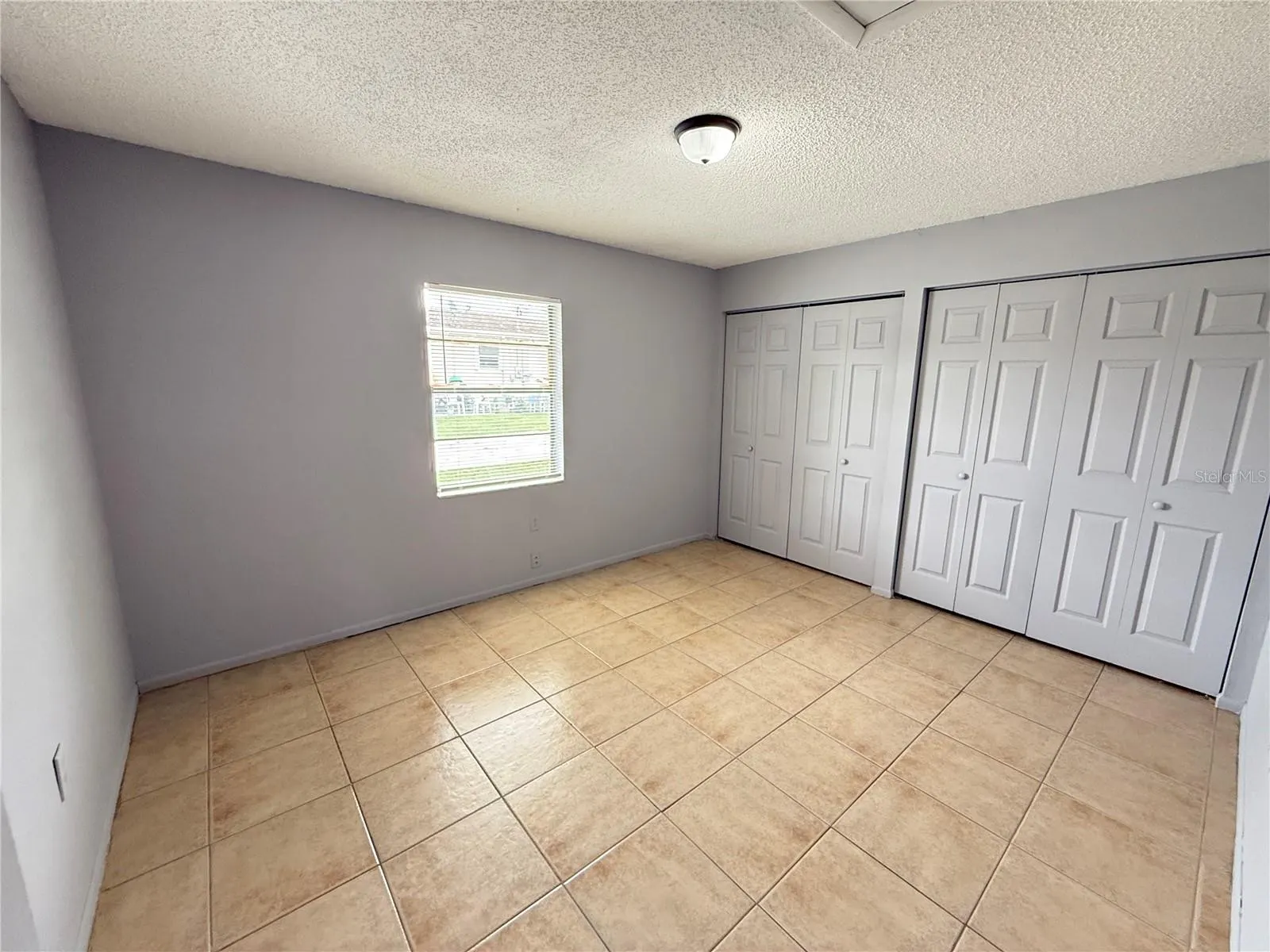 2456 CHESTNUT WOODS DR