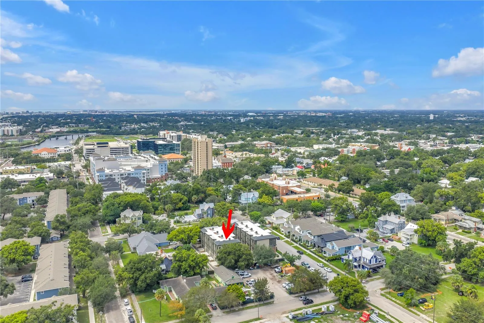409 E OAK AVE #9, #9