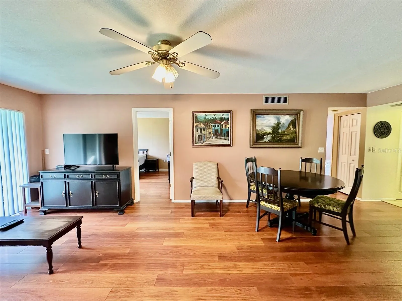 208 CYPRESS CT #208, #208