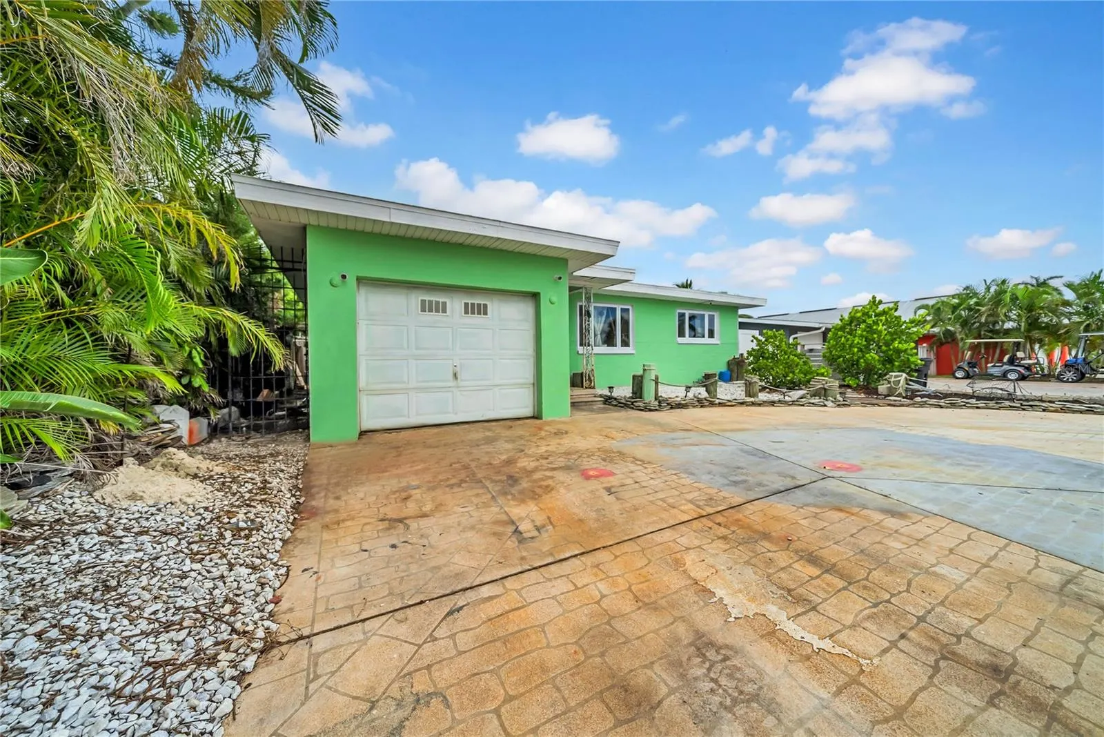17714 LONG POINT DR