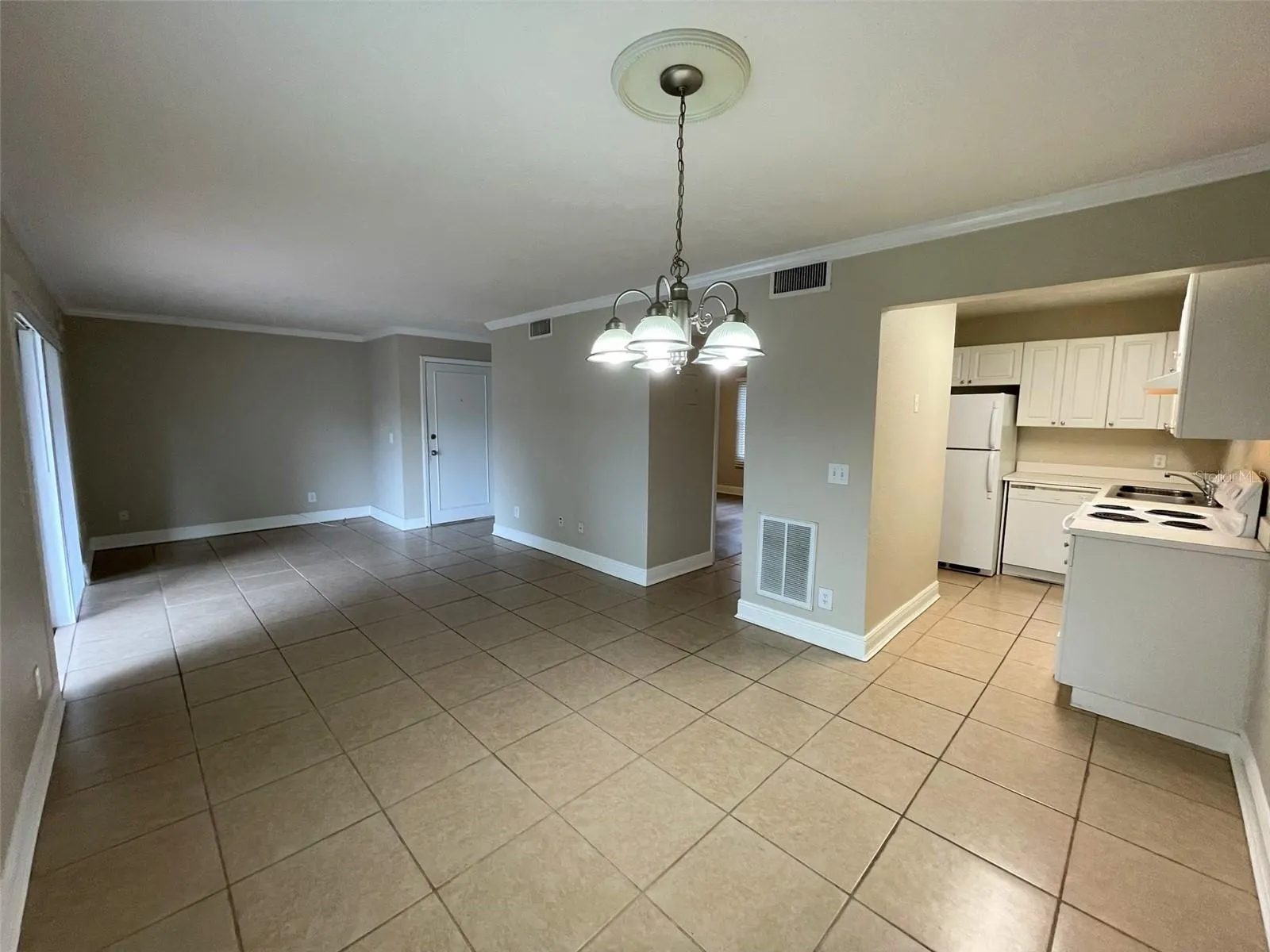 13722 ORANGE SUNSET DR #102, #102