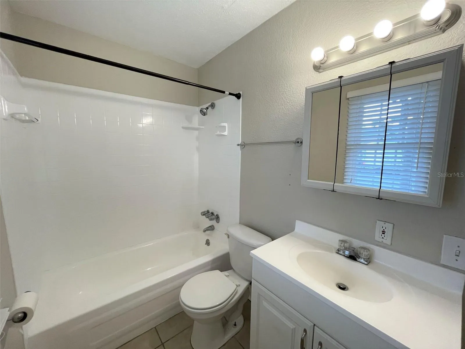 13722 ORANGE SUNSET DR #102, #102
