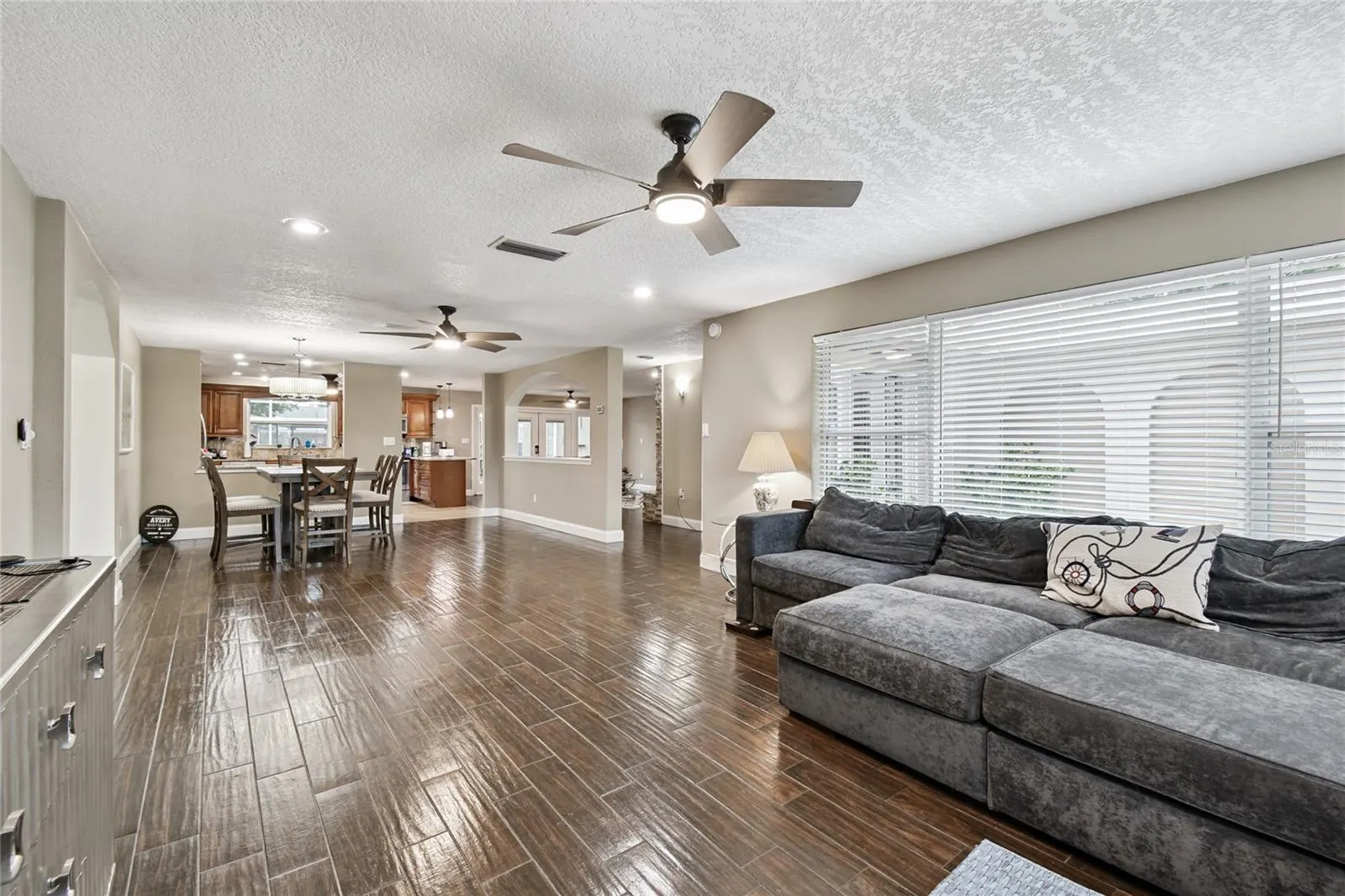 1948 BELLEAIR RD