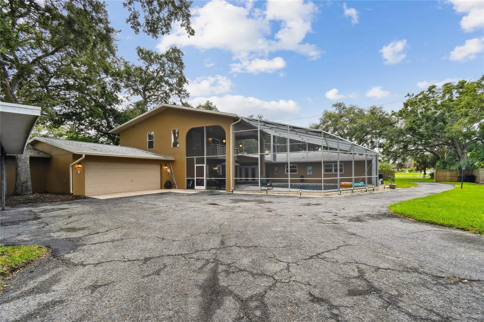 1948 BELLEAIR RD