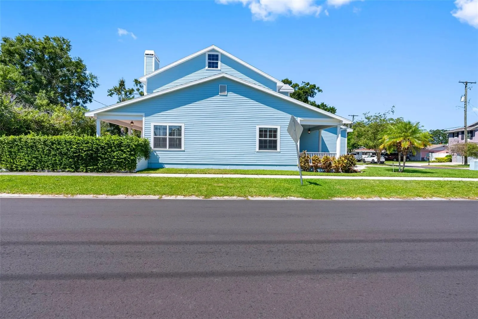 3000 W HEITER ST