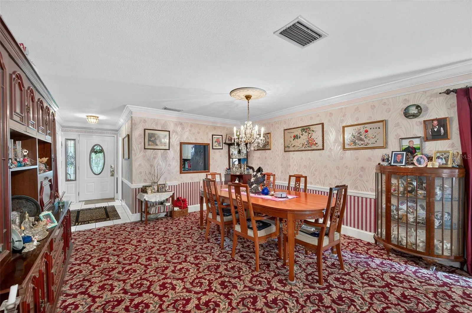 146 VELMA DR W