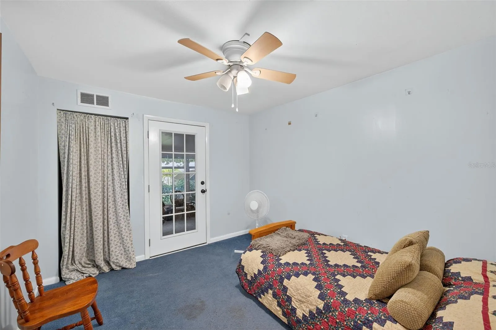 146 VELMA DR W