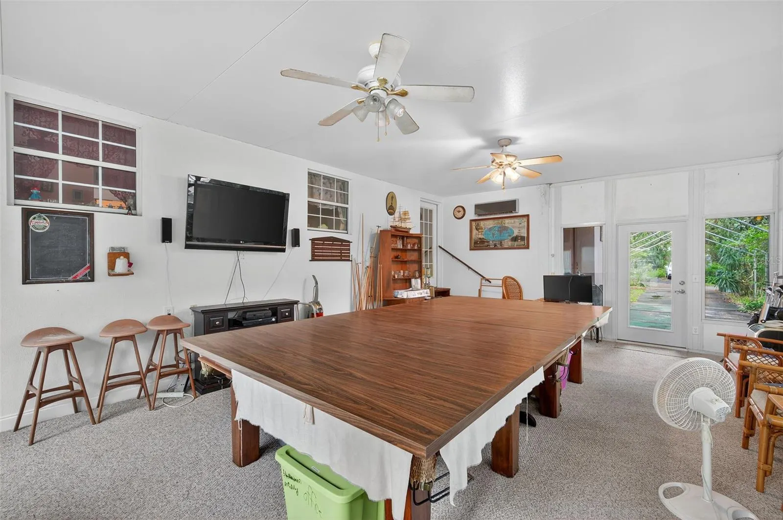 146 VELMA DR W