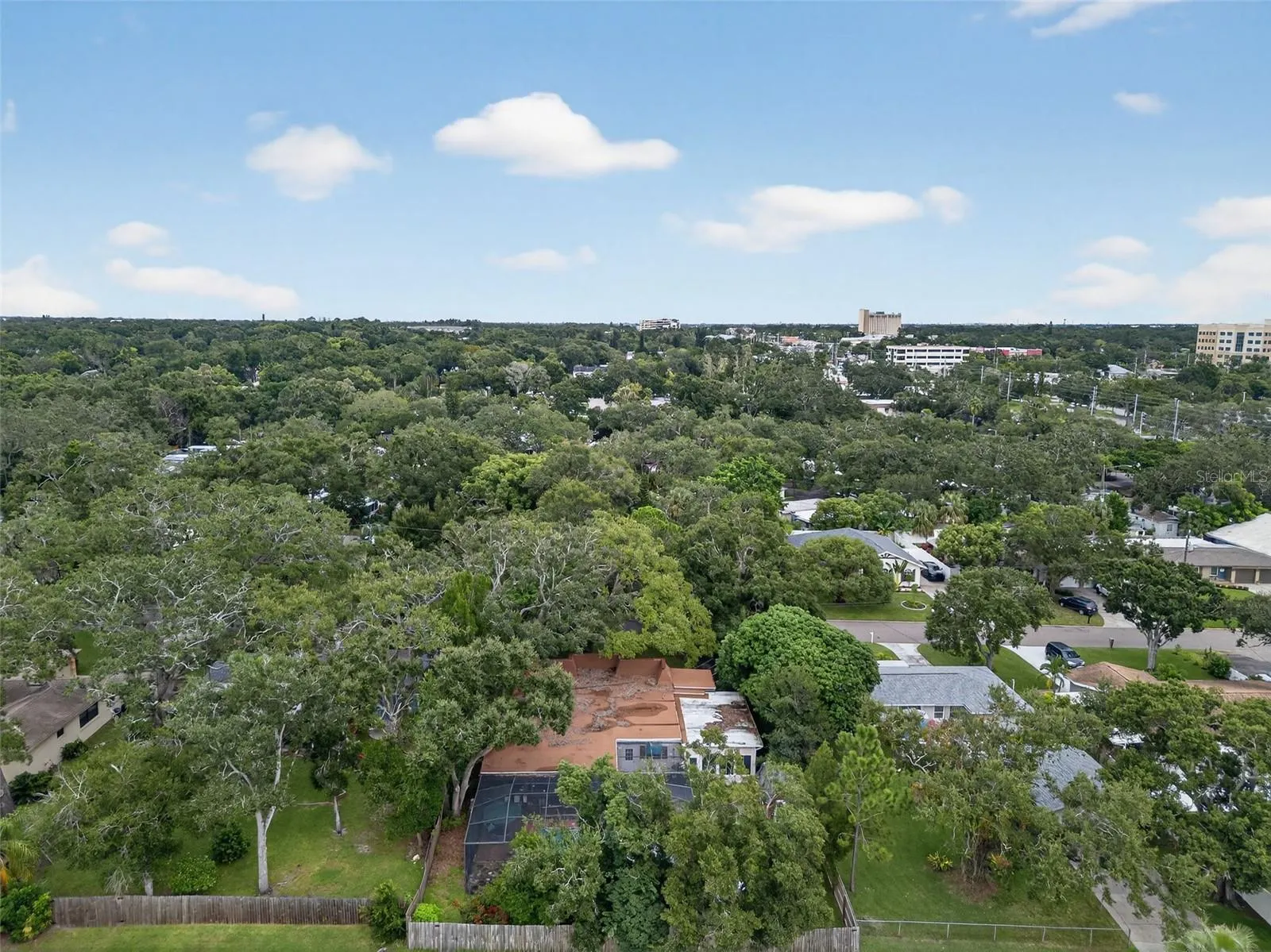 146 VELMA DR W