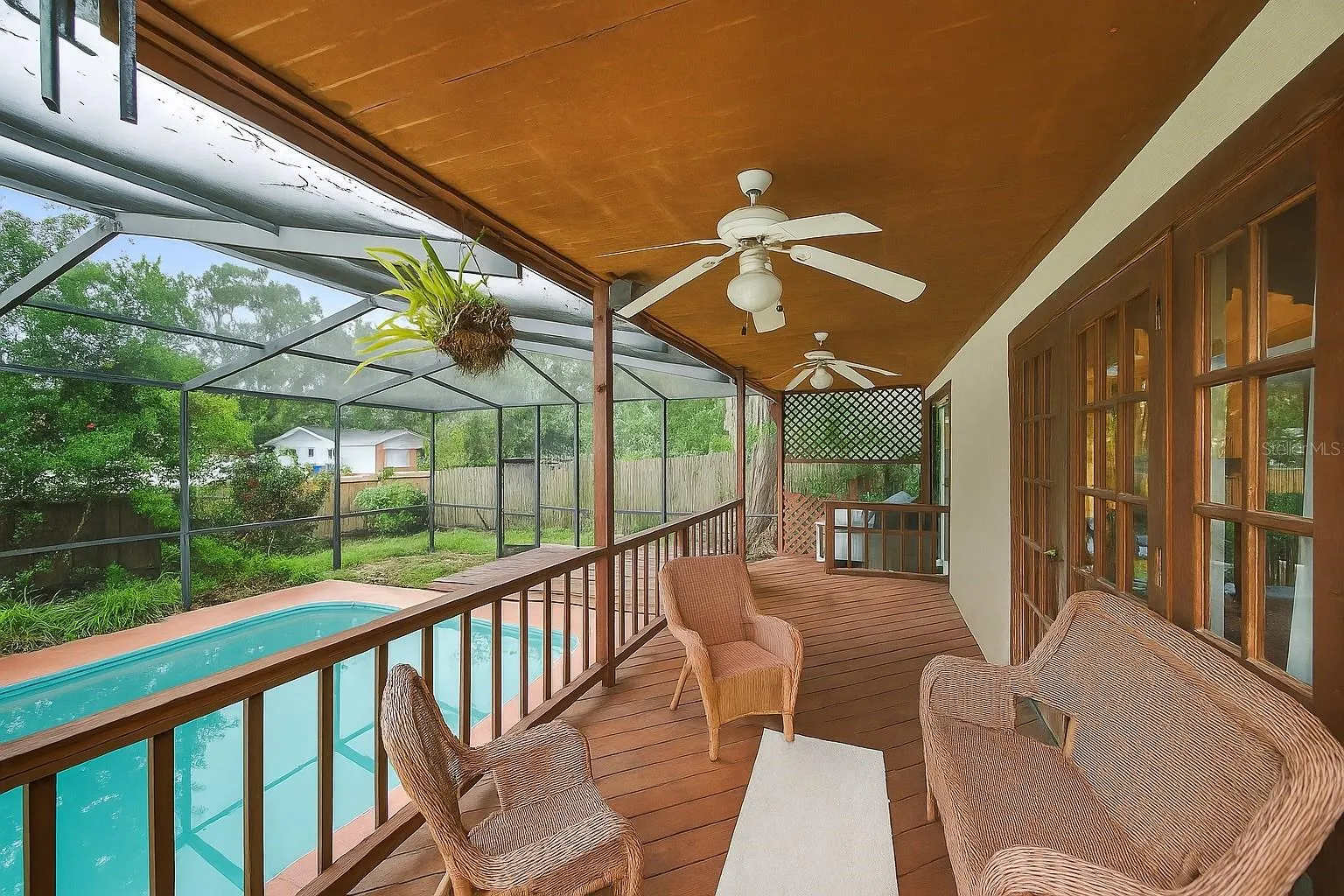 146 VELMA DR W