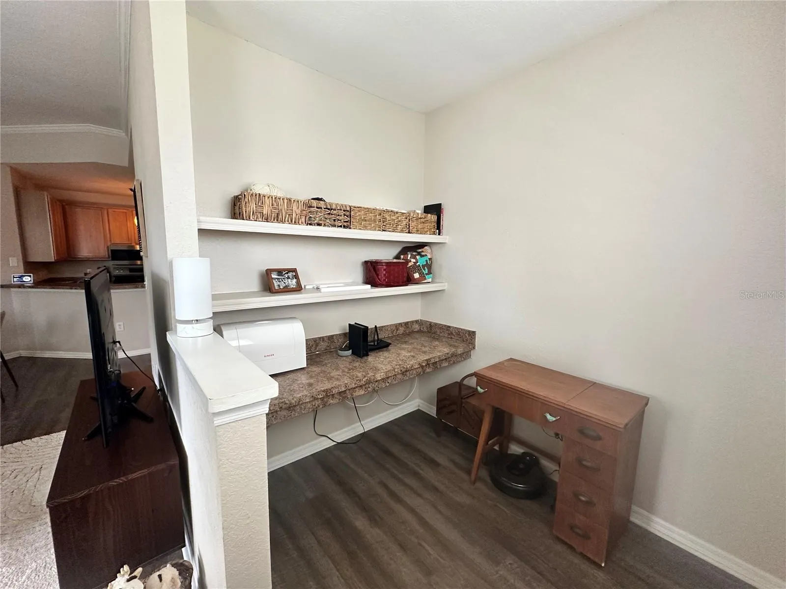 2406 COURTNEY MEADOWS CT #303, #303