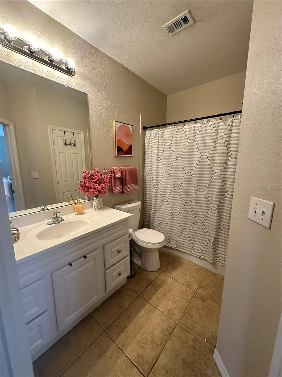 2406 COURTNEY MEADOWS CT #303, #303