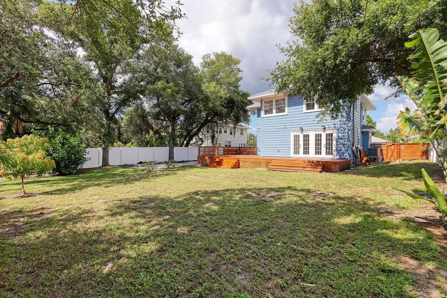 2230 TRELAIN DR S