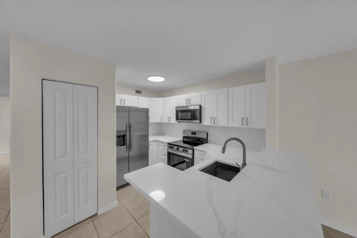 2424 W TAMPA BAY BLVD #H106, #H106