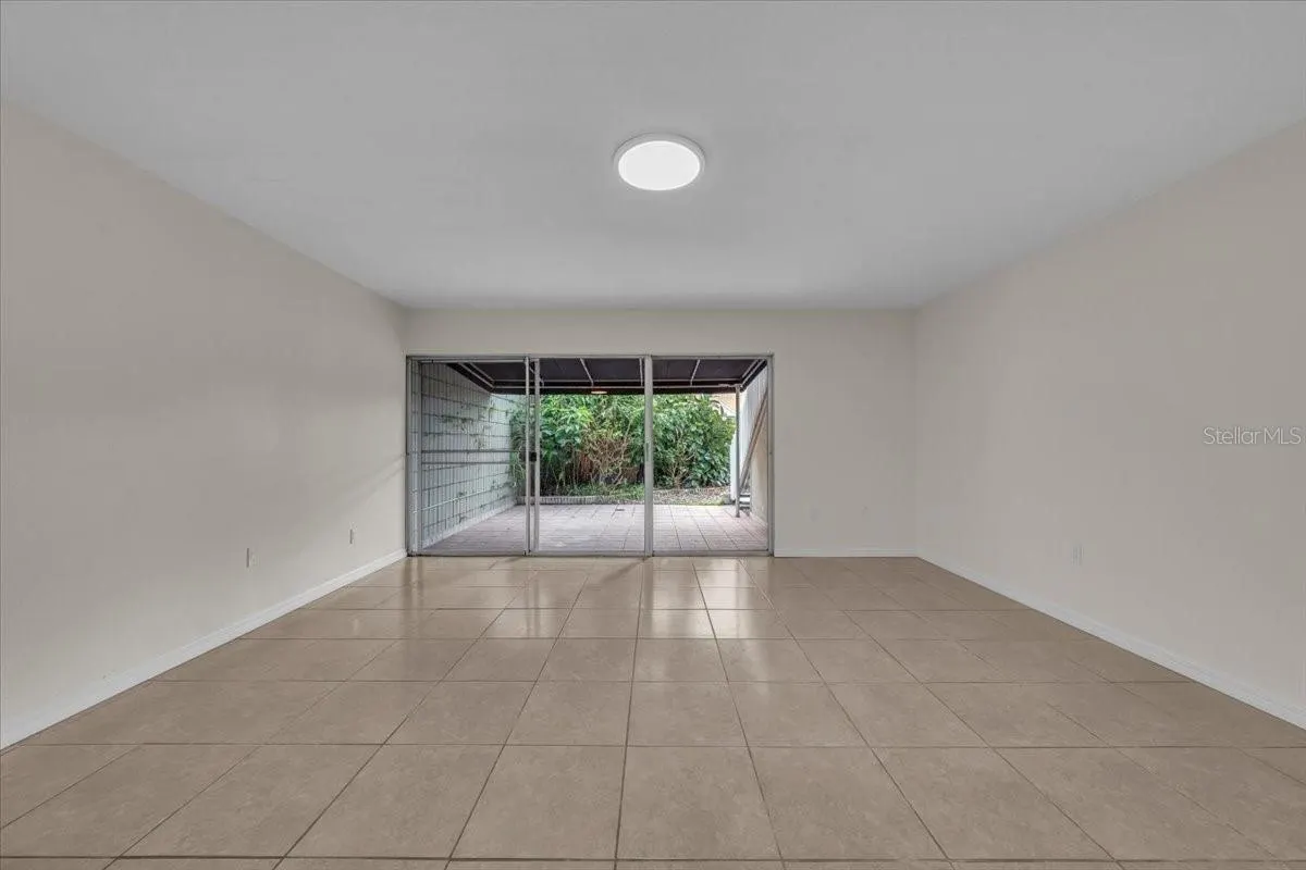 2424 W TAMPA BAY BLVD #H106, #H106