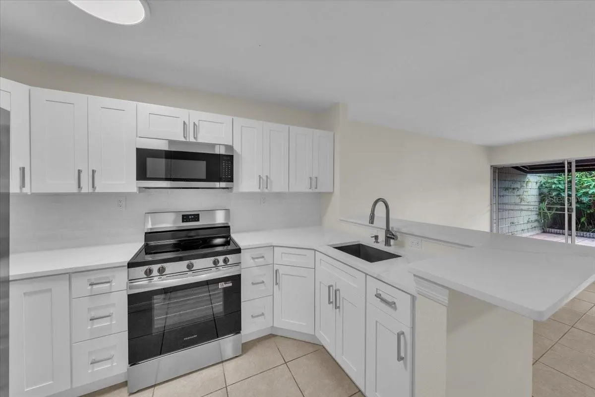 2424 W TAMPA BAY BLVD #H106, #H106
