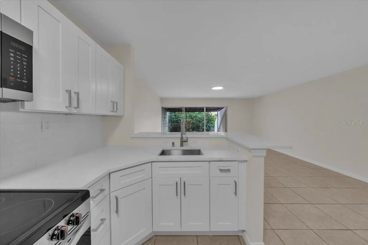 2424 W TAMPA BAY BLVD #H106, #H106