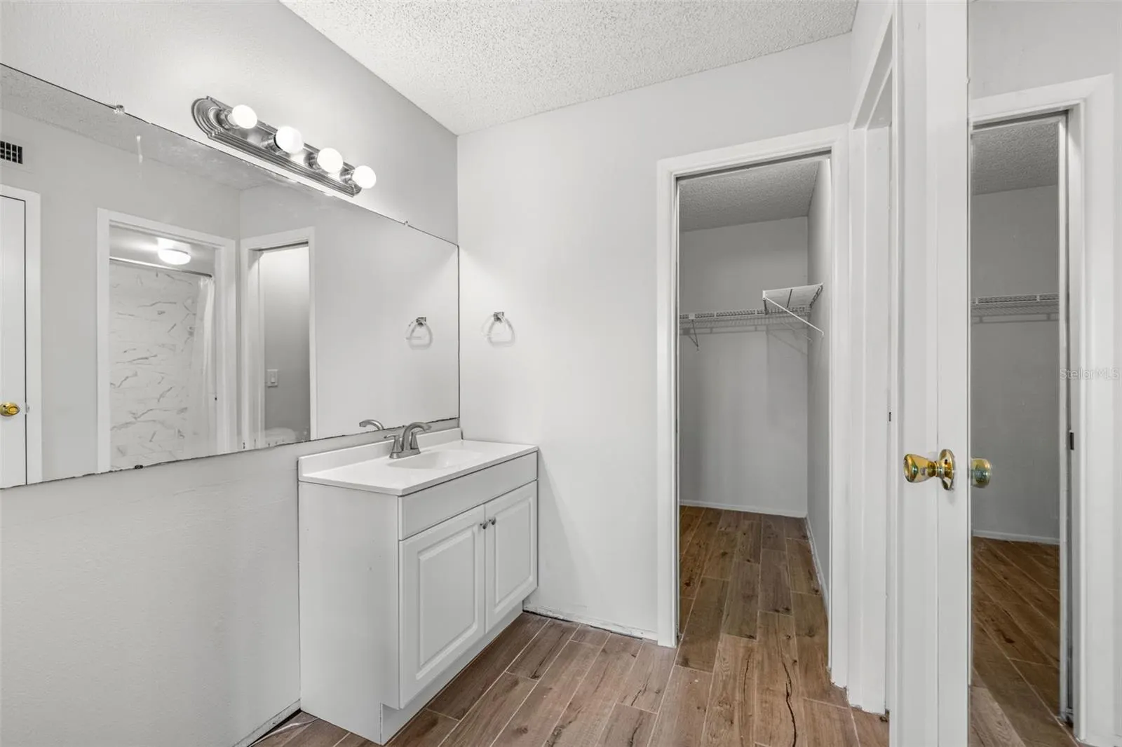 12300 VONN RD #6105, #6105