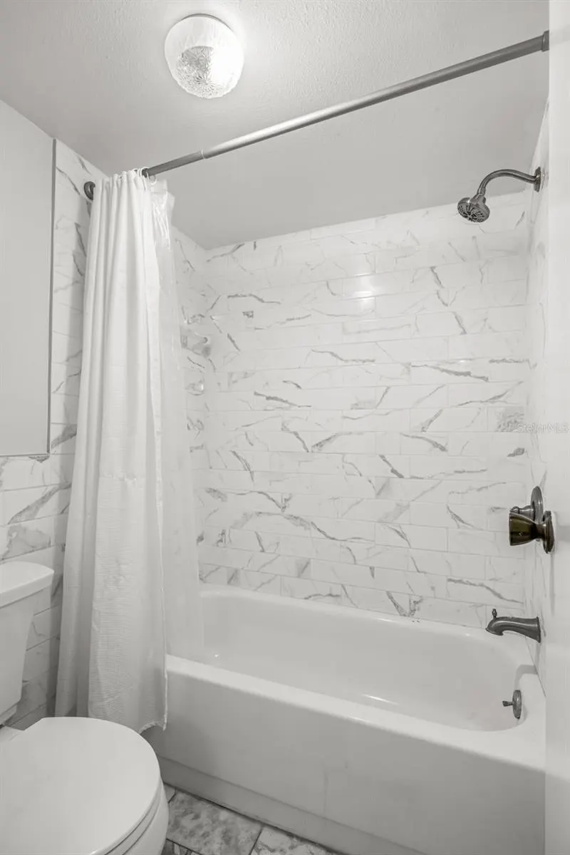12300 VONN RD #6105, #6105