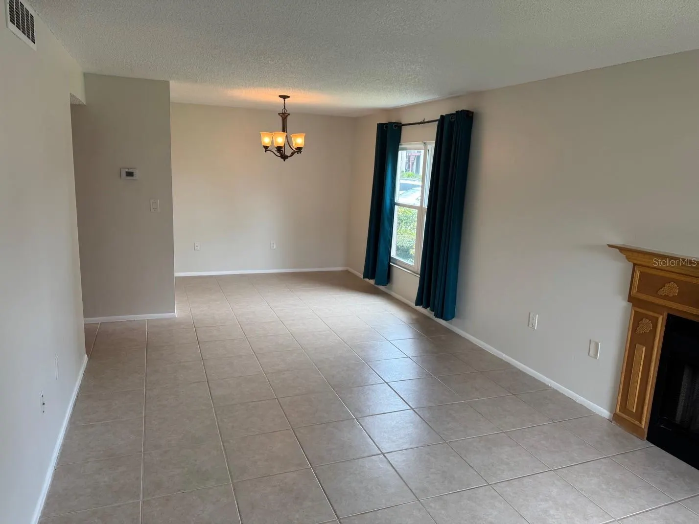 3455 COUNTRYSIDE BLVD #15, #15