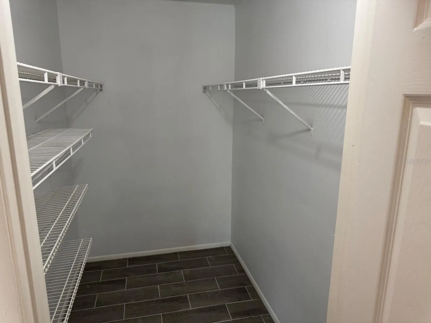 3455 COUNTRYSIDE BLVD #15, #15