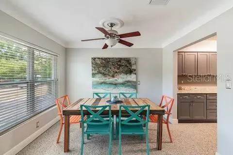 10911 CHEROKEE DR