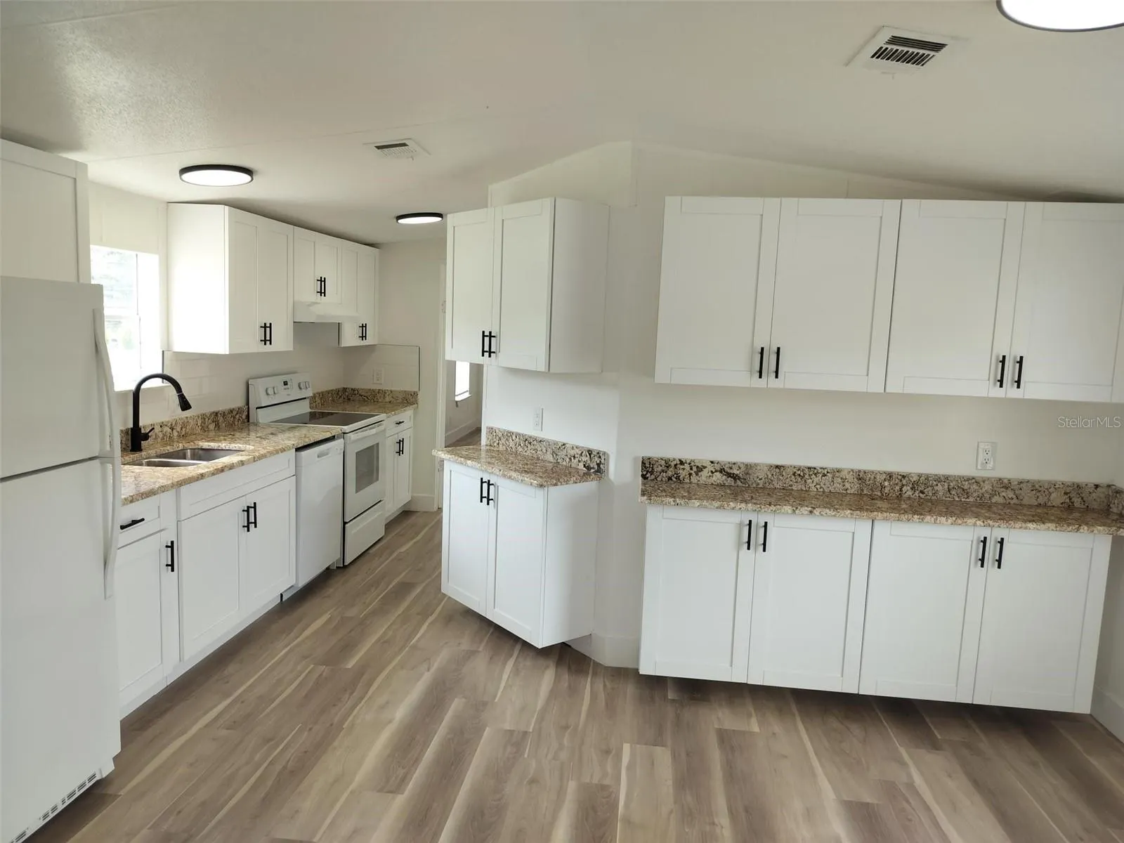7232 DOVE MEADOW TRL