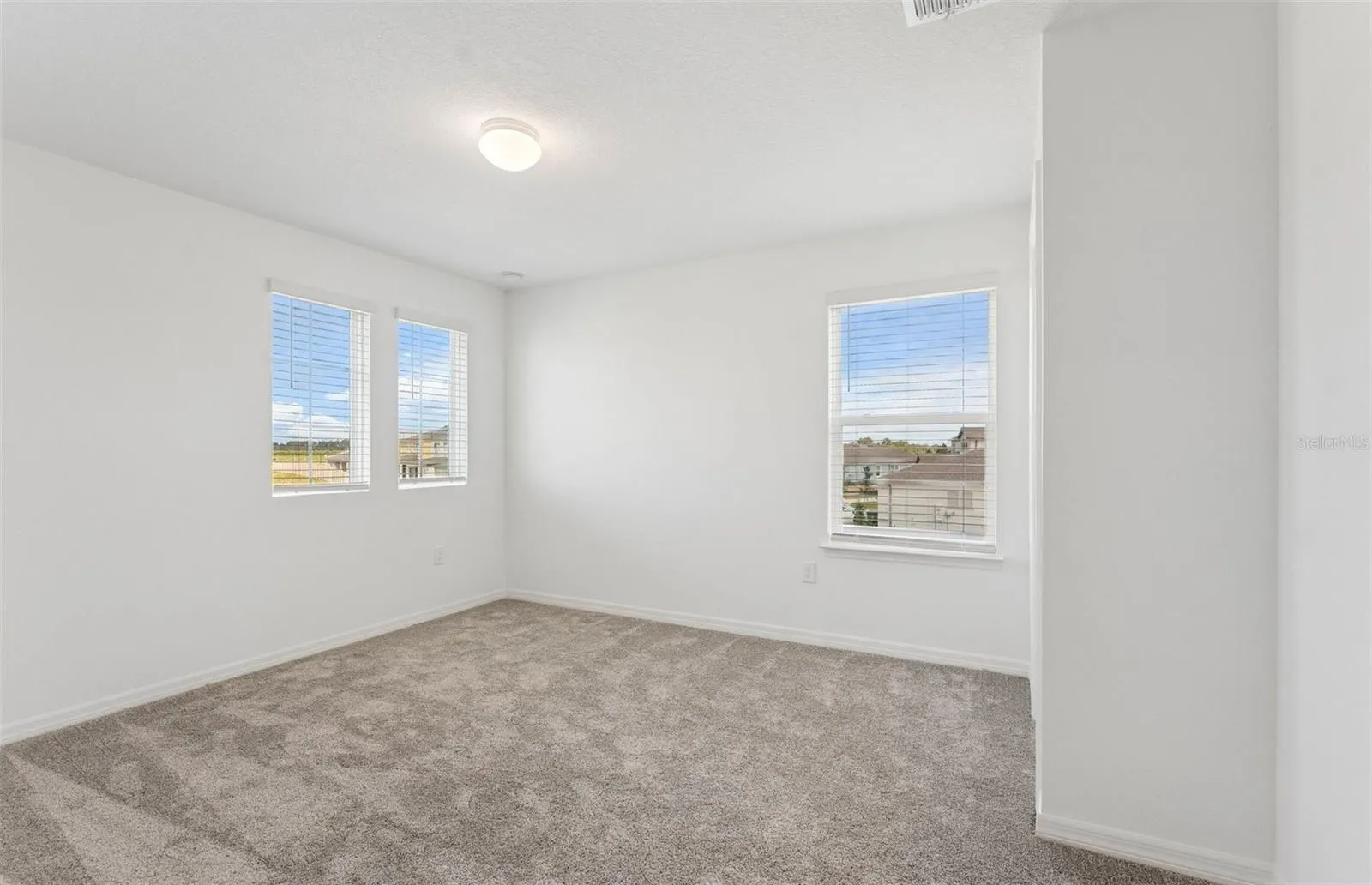 1731 RUBY LN