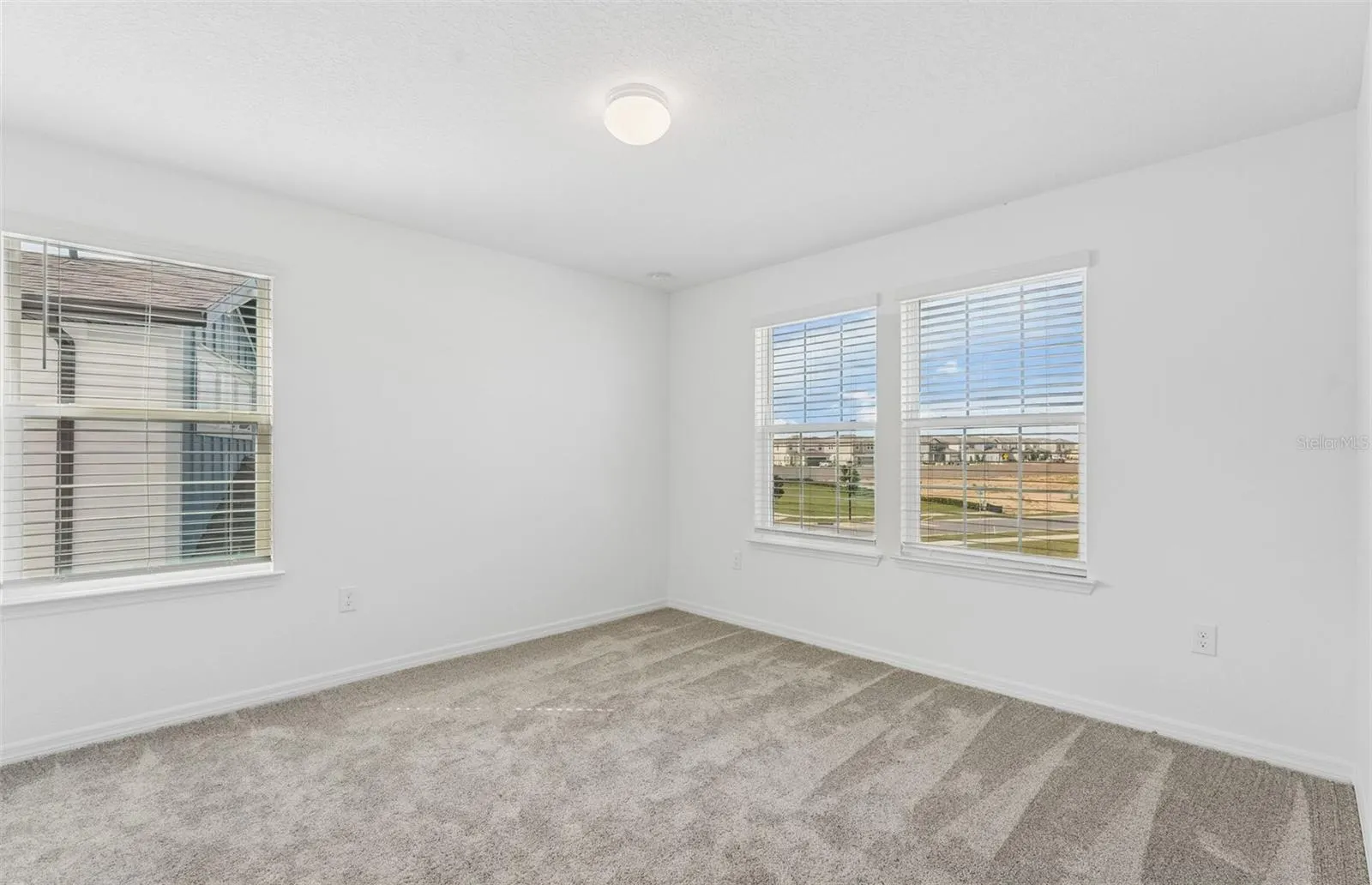 1731 RUBY LN