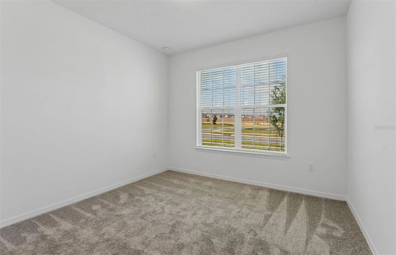 1731 RUBY LN
