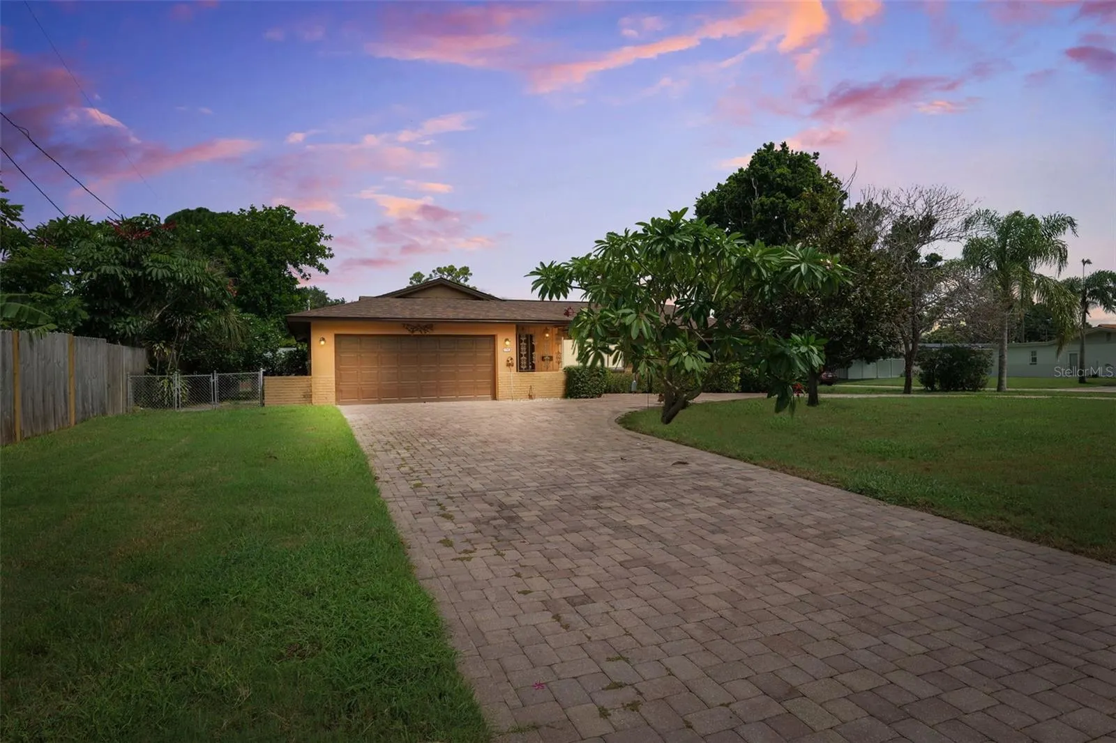 1701 PINELLAS POINT DR S