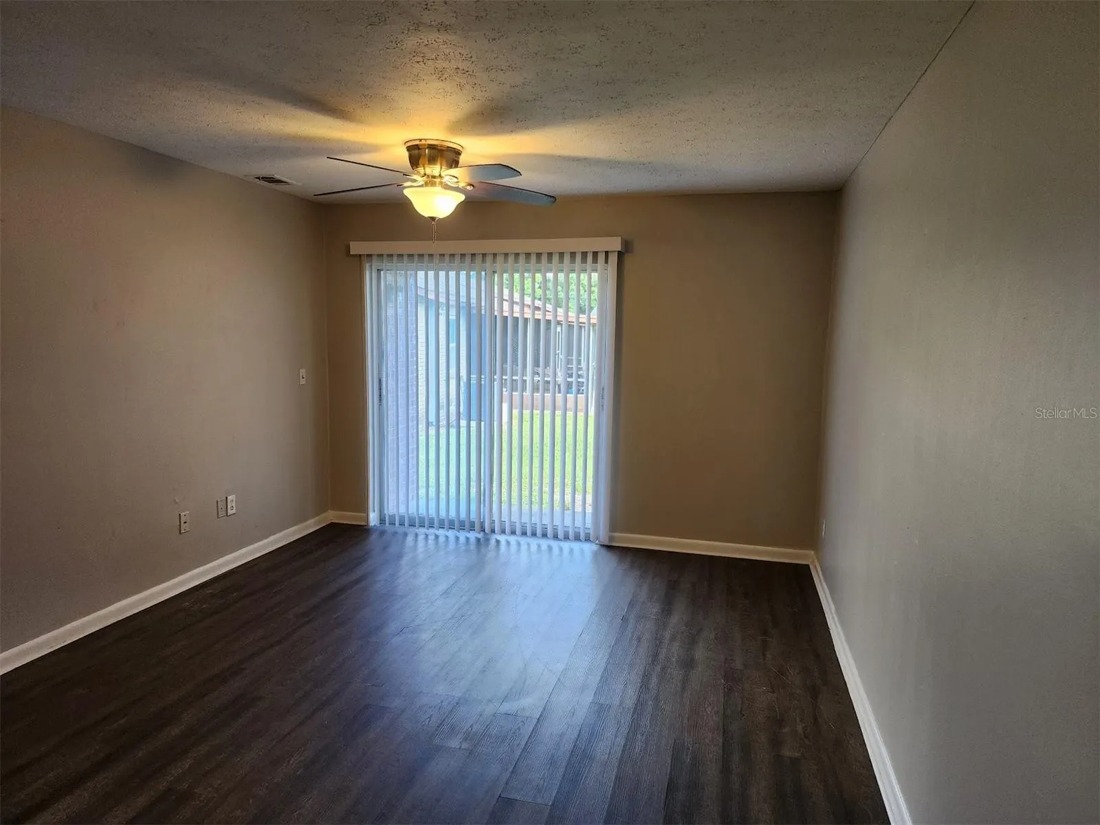 9502 FIELDVIEW CIR