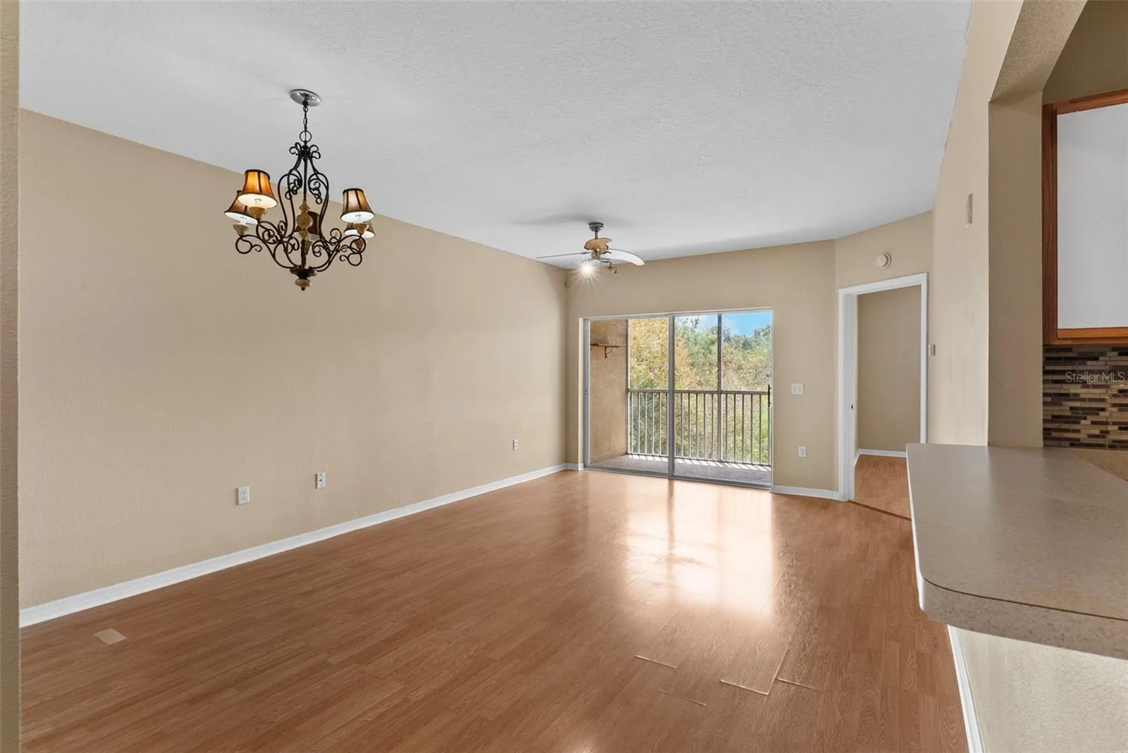 9505 AMBERDALE CT #201, #201