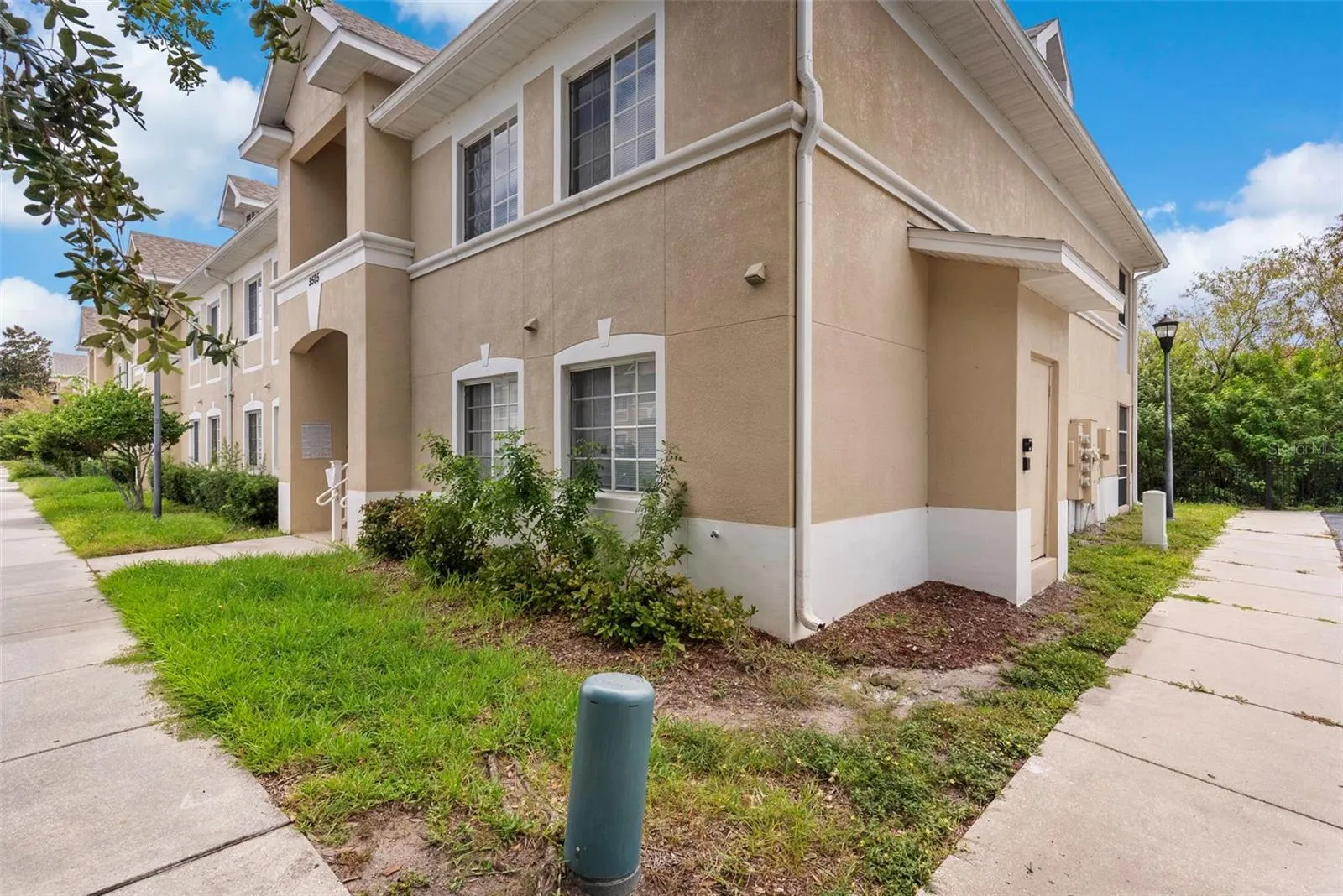 9505 AMBERDALE CT #201, #201
